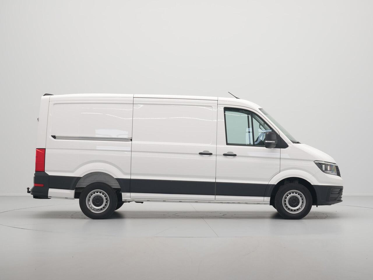 Volkswagen CRAFTER 30 2.0 TDI L3H2 Trendline Trekhaak Navigatie Carplay Cruise
