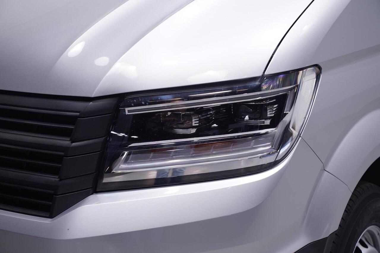 Volkswagen CRAFTER 2.0 TDI 177 pk DSG Aut. Nieuw BPM vrij, Navi LED Koplampen, PDC V+A, DAB+, Apple Carplay, 3-Zits