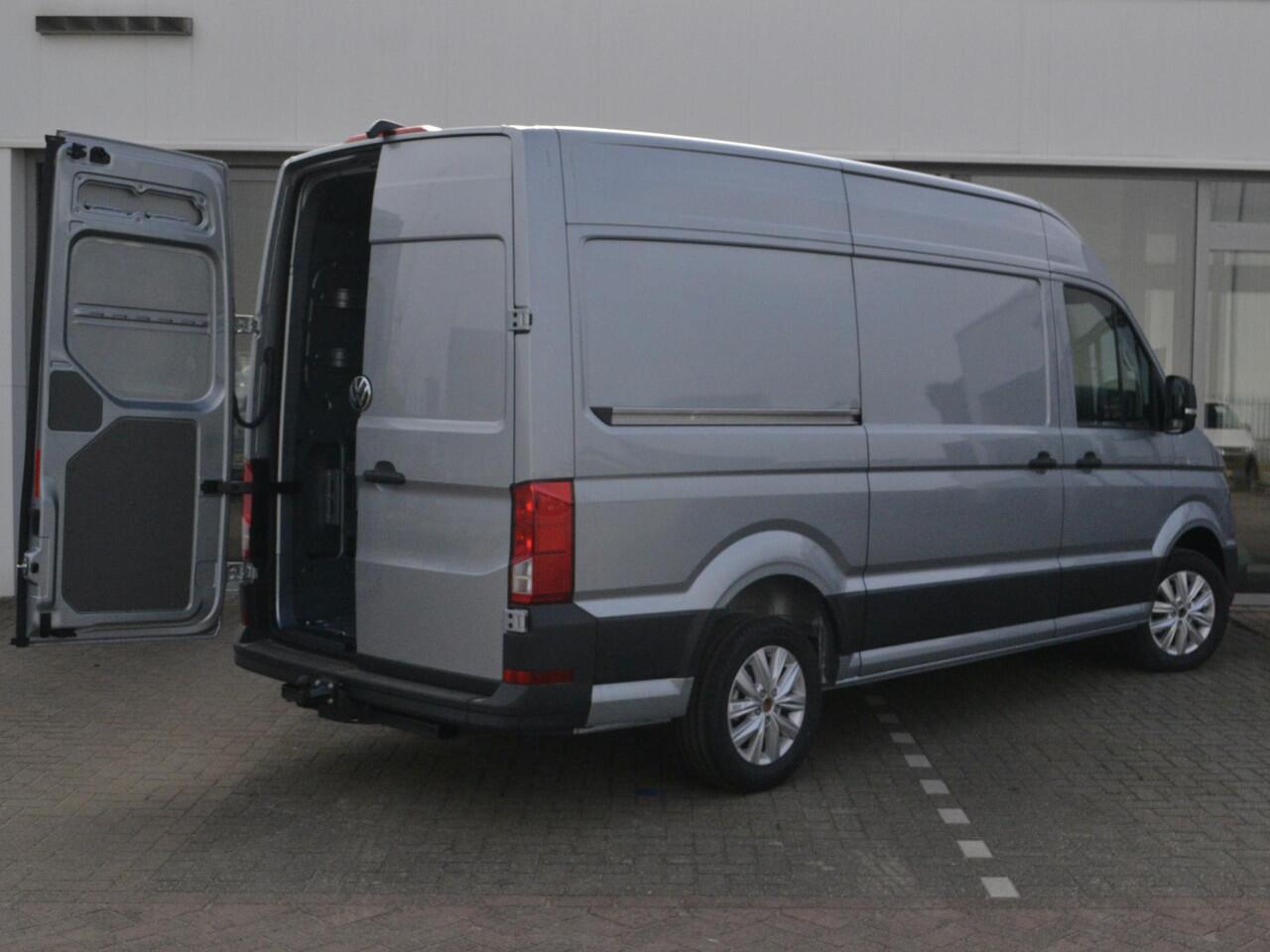 Volkswagen CRAFTER Bedrijfswagens 35 2.0TDi 140pk Automaat Exclusive L3H3 Volkswagen Bedrijfswagens Crafter Exclusive L3 2.0 TDI EU6 103 kW (140 pk) GVW 3.5T 368598