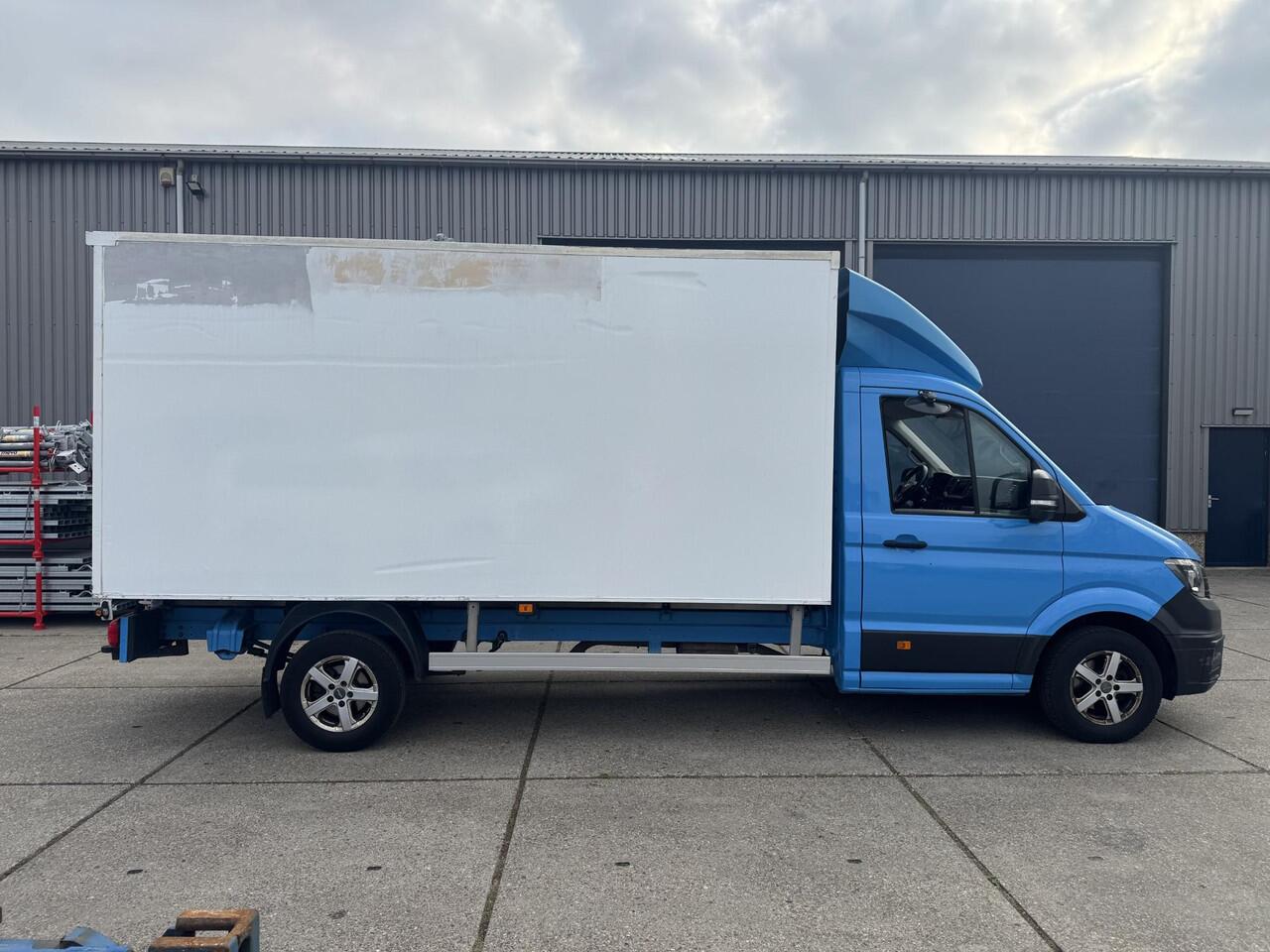 Volkswagen CRAFTER 35 2.0 TDI L4H3 BAKWAGEN MET DEUREN / EURO 6 / N.A.P / DEALER ONDERHOUDEN