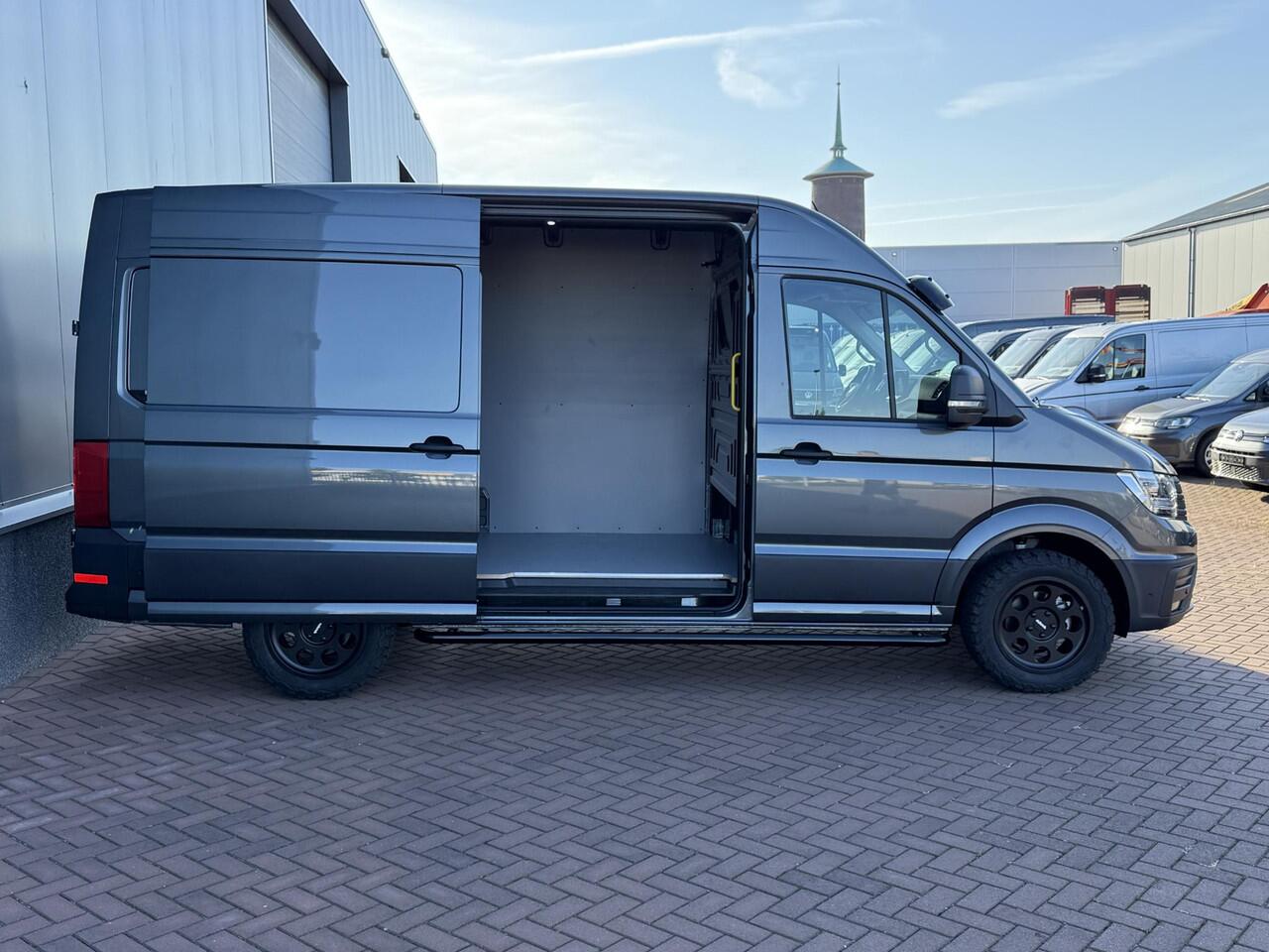 Volkswagen CRAFTER GP 30 2.0 TDI L3H3 Highline Facelift HERO Pakket BPM VRIJ Led, Navi, Cam, Ergo comfort