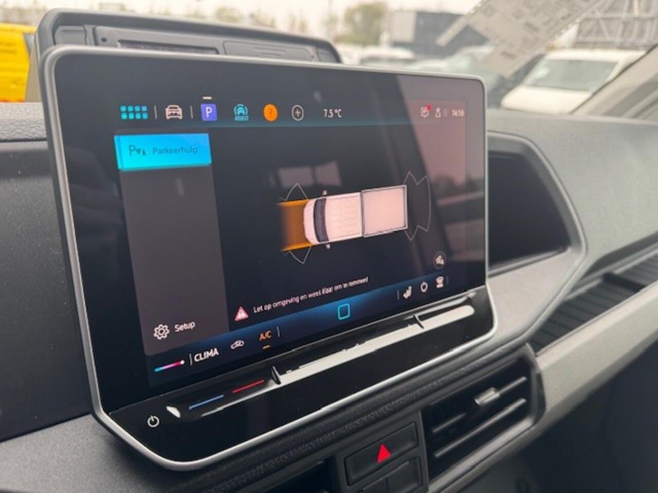 Volkswagen CRAFTER 50 (3.5t teruggekeurd) 2.0 TDI 164 pk L4 DL DC RWD | PDC | Tachograaf | 7 zitplaatsen | Trekhaak