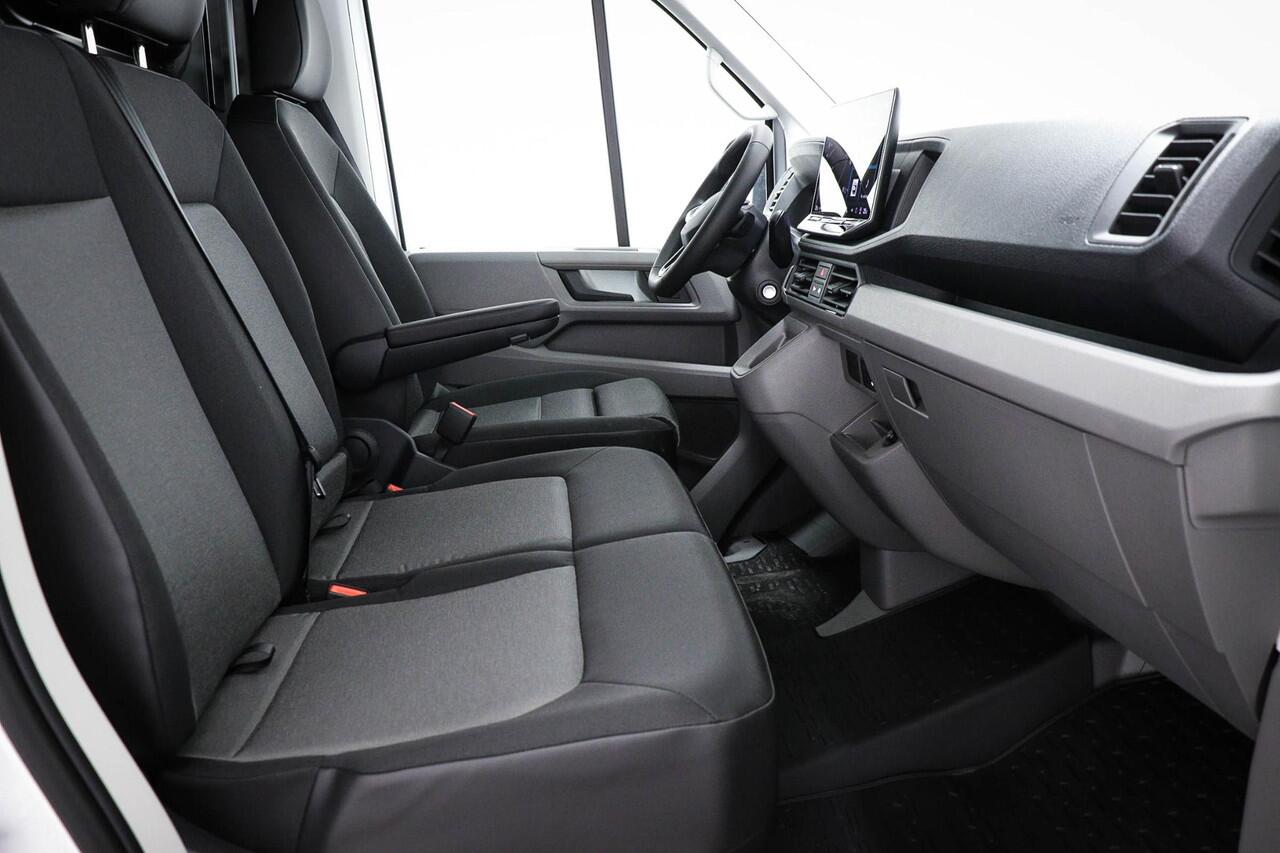 Volkswagen CRAFTER 35 2.0 TDI L3H3 Trendline | LED | CLIMA | STUURWIELVERWARMING | NAVI | DAB | APPLE | CAMERA