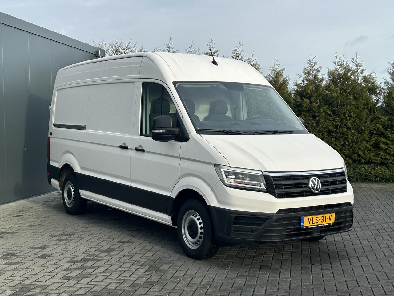 Volkswagen CRAFTER 2.0 TDI 141 PK DSG AUTOMAAT HIGHLINE+ / LED KOPLAMPEN / L3H3 / 3.000 KG AHG / 270 A DEUREN / AIRCO / CRUISE / BLUETOOTH / 3-ZITS