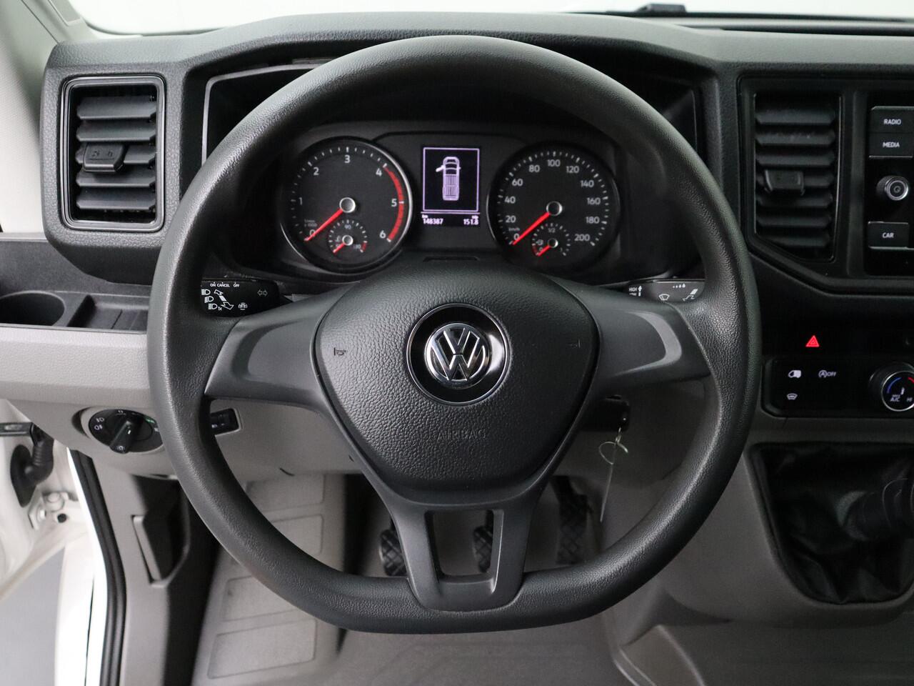 Volkswagen CRAFTER 2.0TDI 140PK L3H3 | Airco | Cruise | Trekhaak | Betimmering