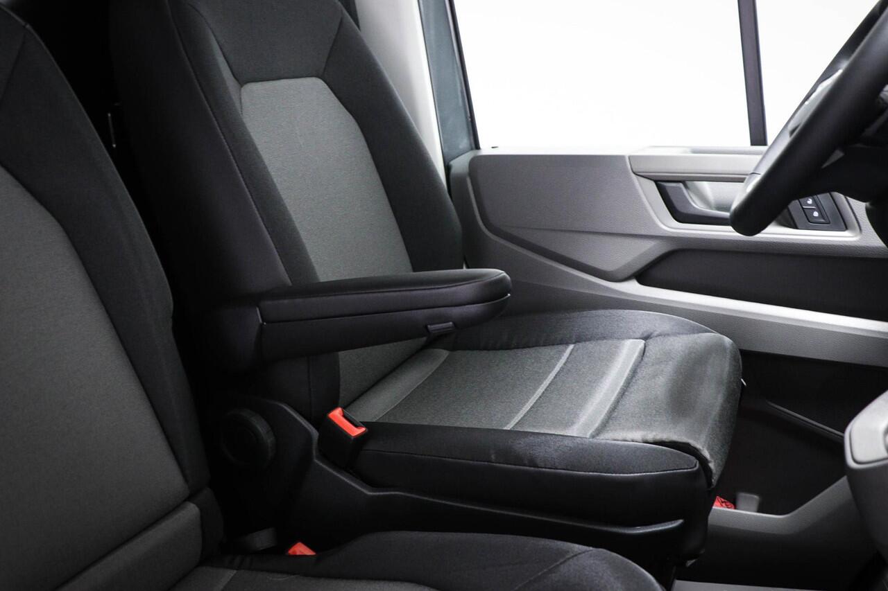 Volkswagen CRAFTER 35 2.0 TDI L3H2 Comfortline | 2 X SCHUIFDEUR | ERGO COMFORT | LED | CLIMA | DAB | CAMERA | STOELVERWARMING