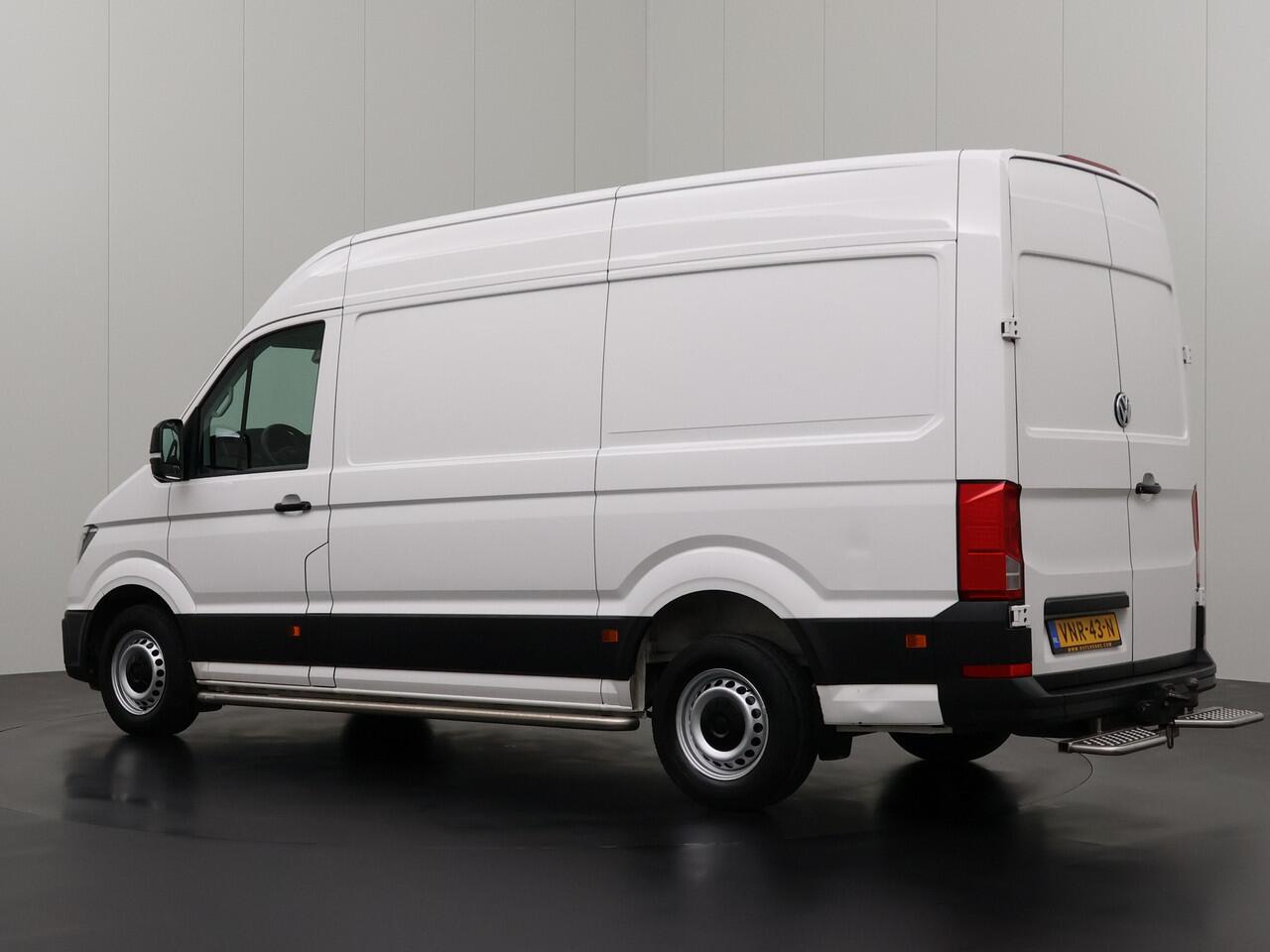 Volkswagen CRAFTER 2.0TDI 140PK L3H3 | Airco | Cruise | Trekhaak | Betimmering