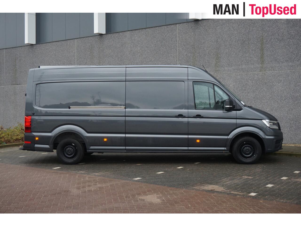 Volkswagen CRAFTER 35 2.0 TDI L4H3 Highline / Trekhaak / 3000KG Trekgewicht / 177 PK / Navigatie / Adaptieve Cruise Control / Apple Carplay / Stoelverwarming