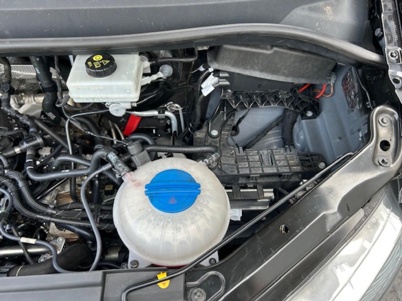 Volkswagen CRAFTER 35 2.0 TDI L4H3 Highline