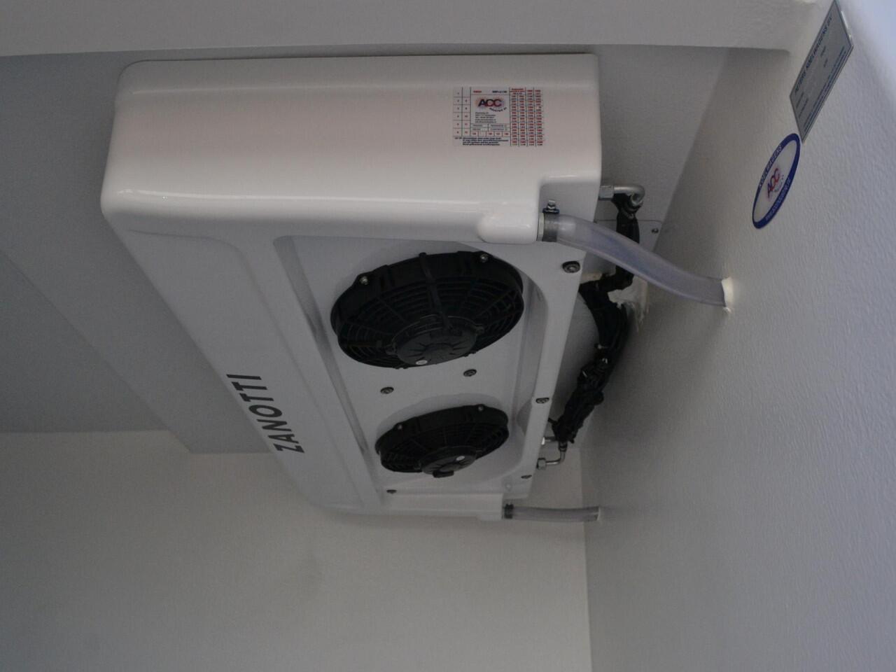 Volkswagen CRAFTER Bedrijfswagens Koelwagen 35 2.0 TDI 140pk Highline L3H3 · Camera · Trekhaak · Tussenschot · Alarm · Apple/Android Car Play · Koel/Vries · Garantie t/m 22-12-2028 of 100.000km