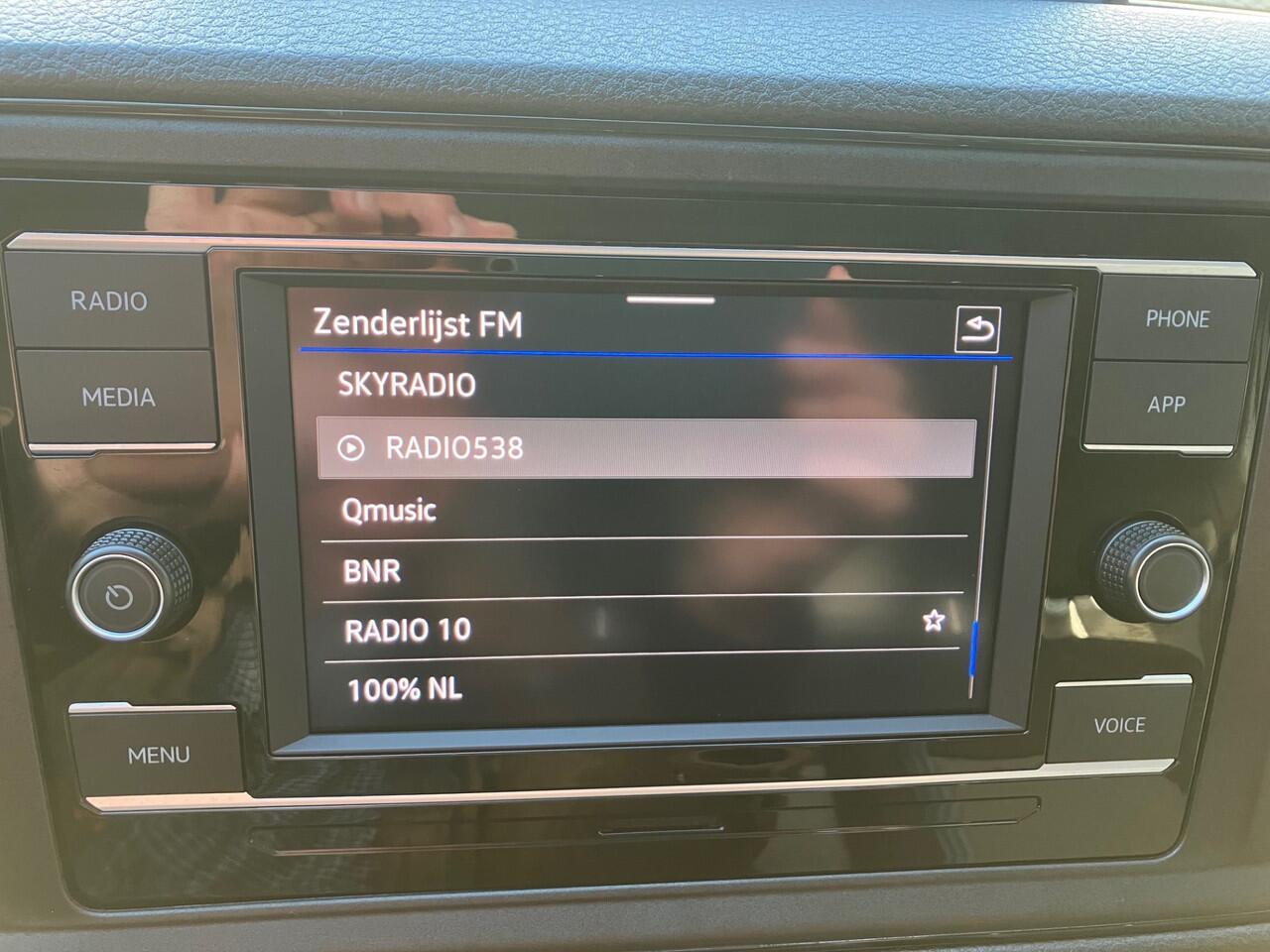 Volkswagen CRAFTER BE Combi + Dhollandia Laadklep Highline Automaat