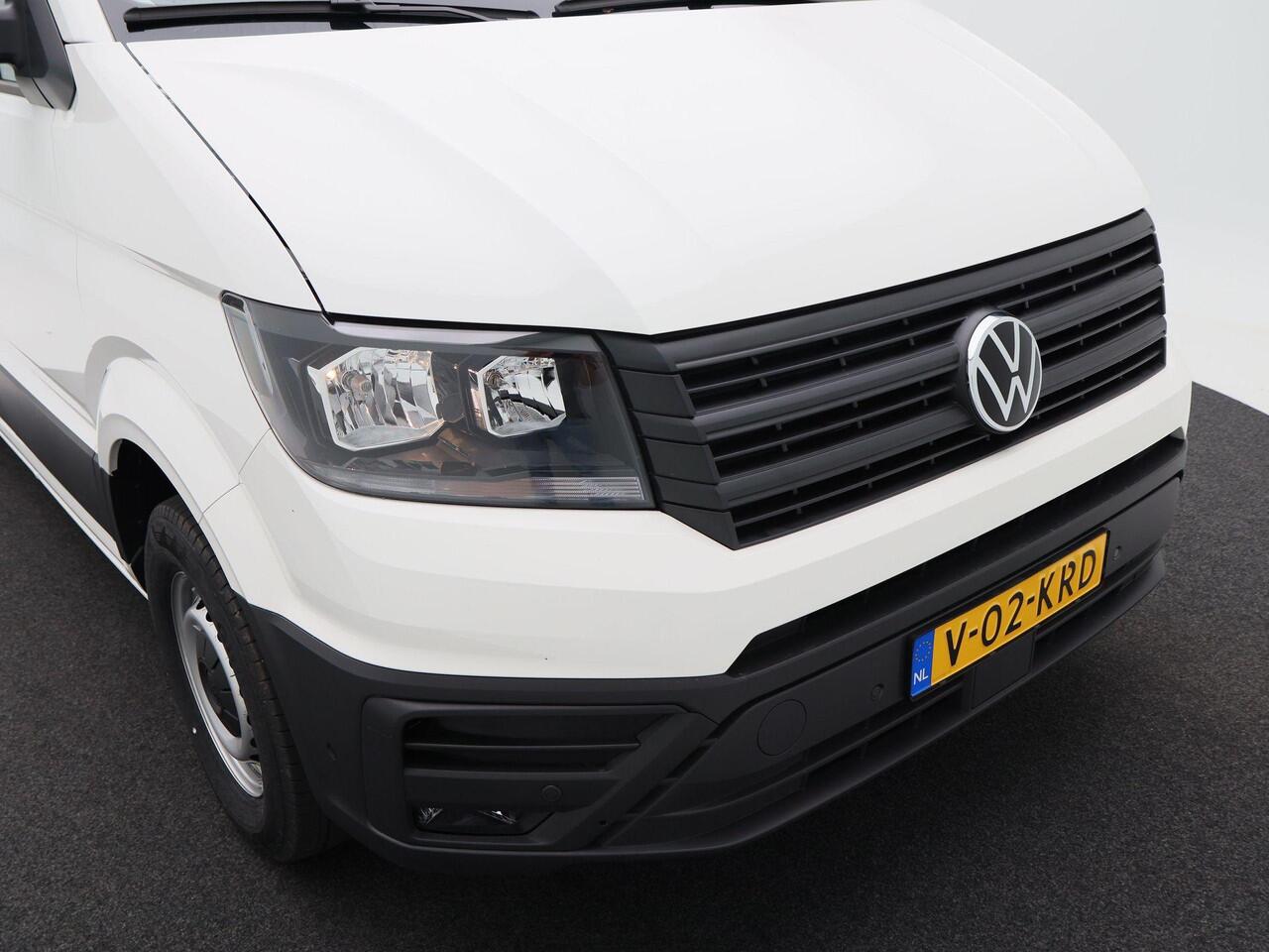 Volkswagen CRAFTER 35 2.0 TDI 176PK L3H3 Highline | V-02-KRD | Automaat | Cruise control | Trekhaak | Voorstoelen verwarmd |