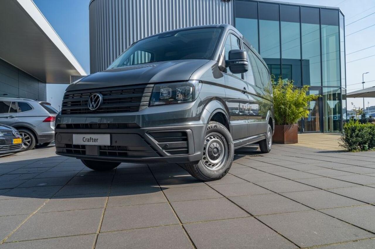 Volkswagen CRAFTER GP L3H2 2.0 TDI 140pk 3.5T Trendline /Direct leverbaar /BPM-vrij .
