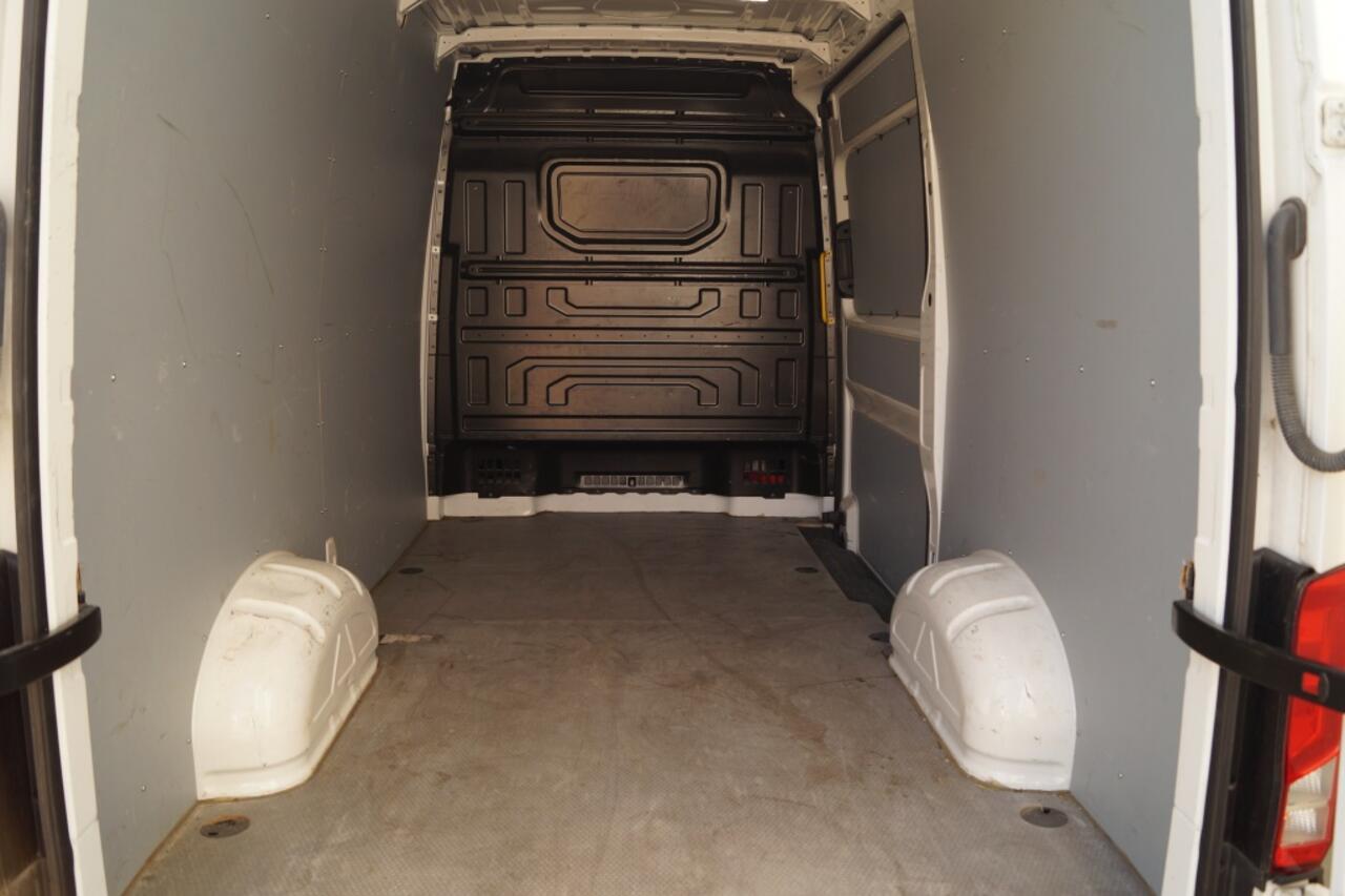 Volkswagen CRAFTER 35 2.0 TDI L3-H3 Edition -NAVI-AIRCO-