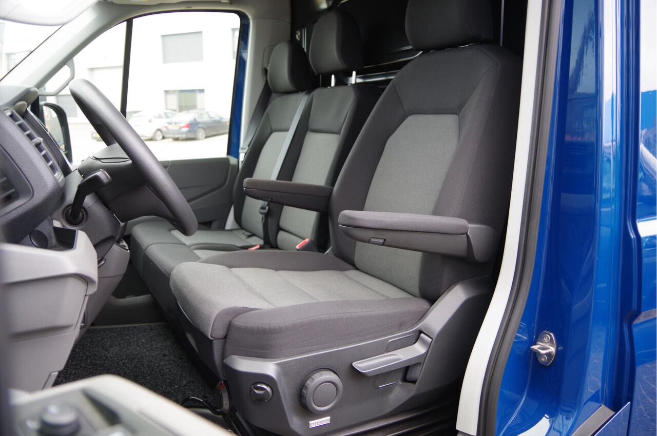 Volkswagen CRAFTER 2.0 TDI L3H3(L2H2) 140PK, 3P, LED, 3T TREKHAAK, CAMERA, NAVI, CRUISE, AIRCO, PARKEERSENSOREN