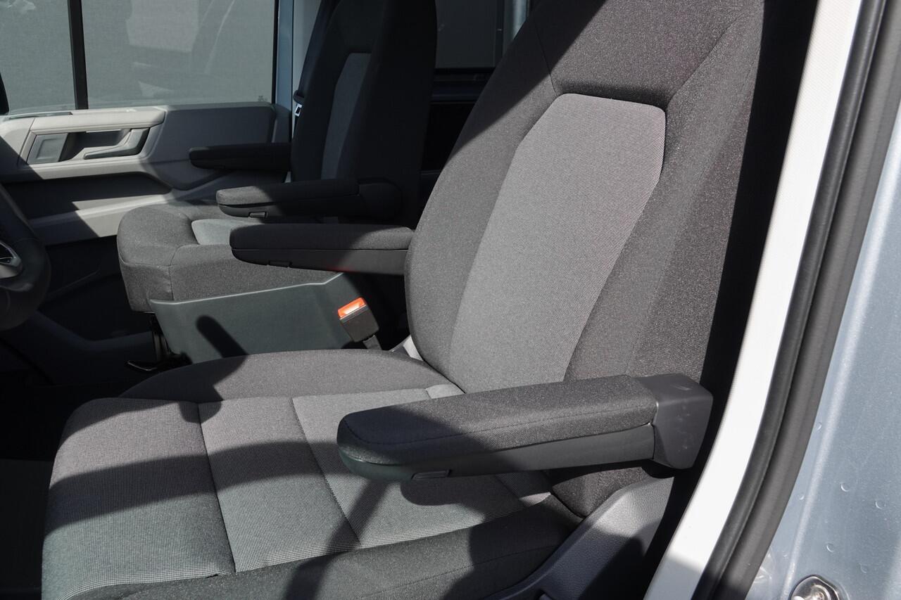 Volkswagen CRAFTER L3H2 | 177Pk Aut. | Dubbele Cabine | 2x Schuifdeur | Nieuw Model | 10,4'' Navigatie | 19'' | Oyster Silver