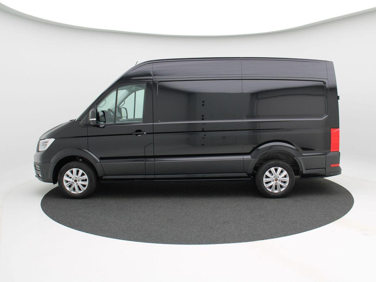 Volkswagen CRAFTER 35 2.0 TDI 140 PK L3H3 Exclusive | V-07-KRD | Automaat | Bijrijdersbank | Cruise control adaptief | Trekhaak | Navigatie-pakket | BPM Vrij!