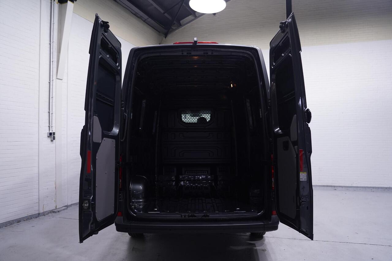 Volkswagen CRAFTER 2.0 TDI 140 pk L3H3 DSG Aut. BPM Vrij Navi, Camera, Cruise Control, Multistuur, PDC V+A,