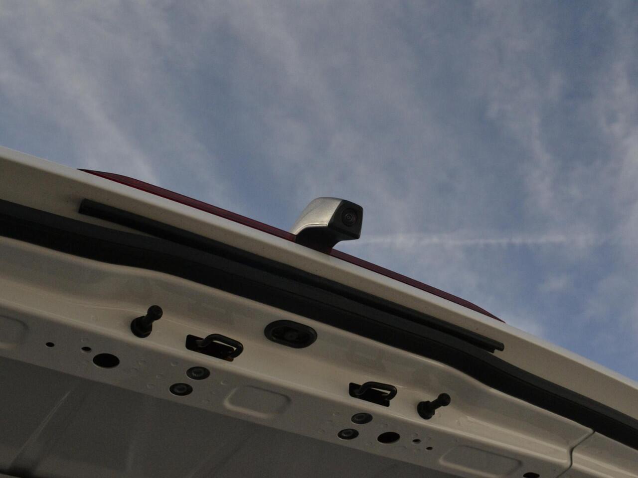 Volkswagen CRAFTER Bedrijfswagens 35 2.0TDi 140pk Trendline L3H3 350206