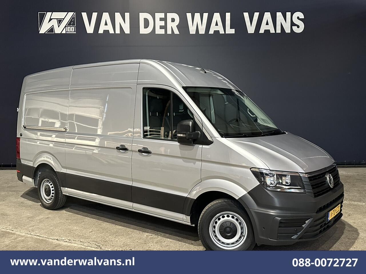 Volkswagen CRAFTER 2.0 TDI 141pk L3H3 L2H2 Euro6 Airco | Camera | Navigatie | Android Auto | Stoelverwarming Parkeersensoren, Bijrijdersbank, 3000kg trekvermogen, zilver