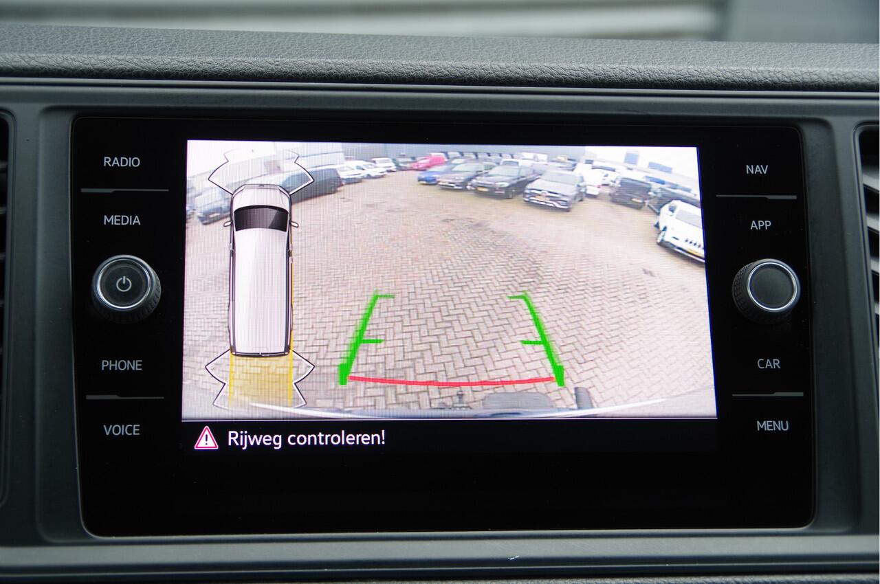 Volkswagen CRAFTER 35 2.0 TDI L3H2 DC 6P, 140PK AUT. LEDER, TREKHAAK, CAMERA, NAVI, AIRCO, APPLE CARPLAY/ANDROID AUTO, DUBBELE CABINE, DUBBEL CABINE