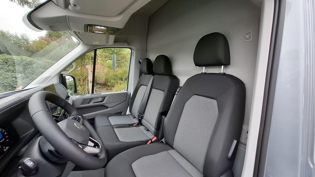 Volkswagen CRAFTER 35 2.0 TDI L3H3 Exclusive 177 pk Automaat / BPM VRIJ !!