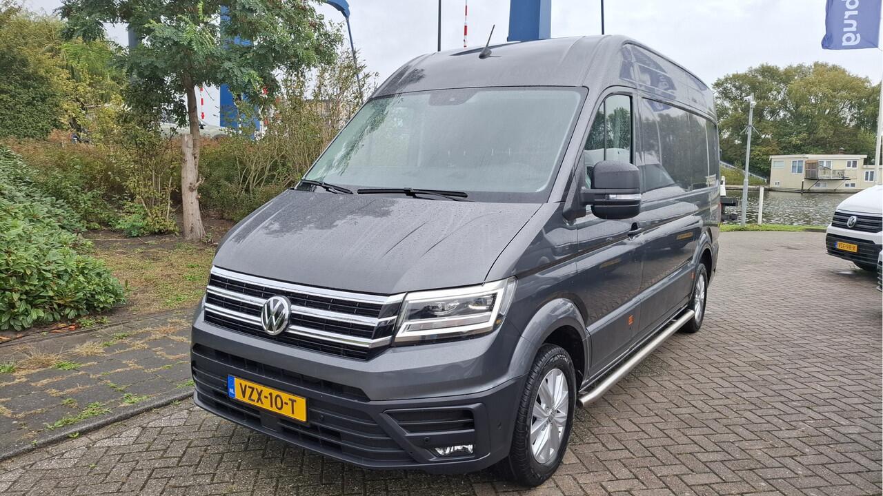 Volkswagen CRAFTER 35 2.0 TDI L3H3 75 Edition 177 pk - Trekhaak / Camera / Leder / LED