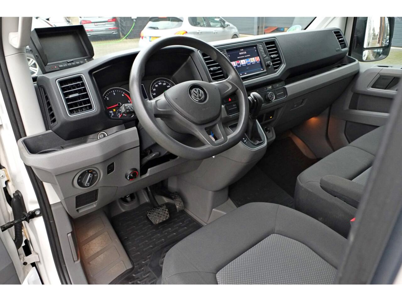 Volkswagen CRAFTER 35 2.0 TDI 177pk AUT Bakwagen met laadklep