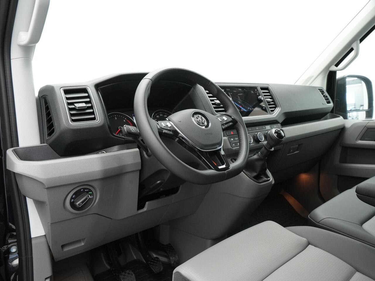 Volkswagen CRAFTER 35 2.0 TDI L3H3 Exclusive EURO VI Trekhaak Navigatie Camera Acc Pdc Stoel/Stuurverwarming Carplay