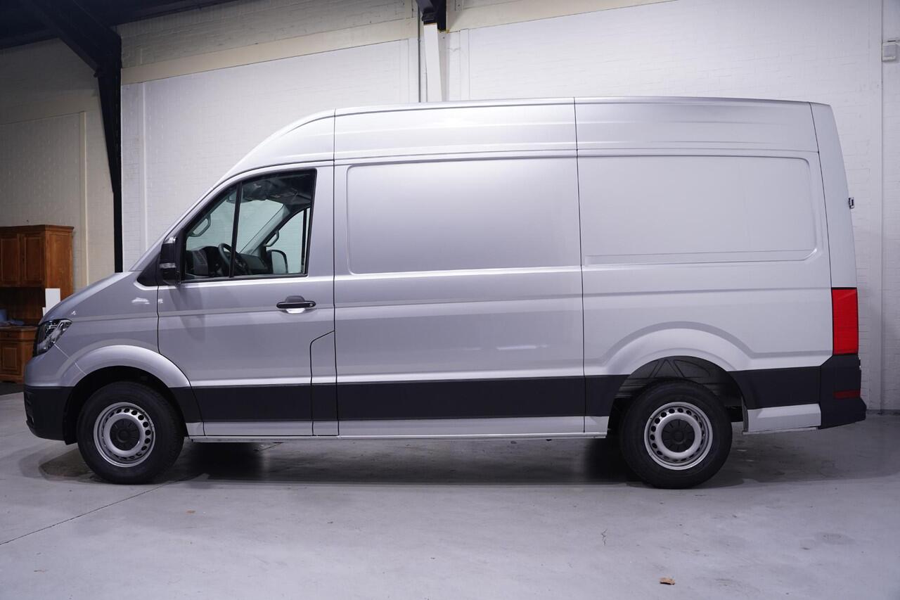 Volkswagen CRAFTER 2.0 TDI 177 pk DSG Aut. Nieuw BPM vrij, Navi LED Koplampen, PDC V+A, DAB+, Apple Carplay, 3-Zits