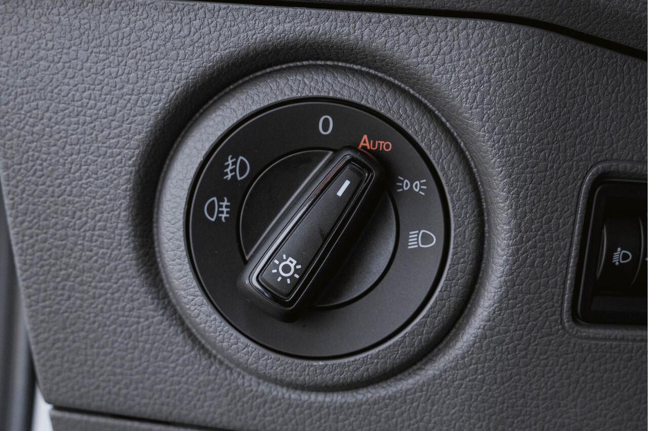 Volkswagen CRAFTER 2.0 TDI 140PK Automaat L3H3 Comfortline Ergo. comfort stoel | Cruise Control | PDC | Apple Carplay/Android Auto |