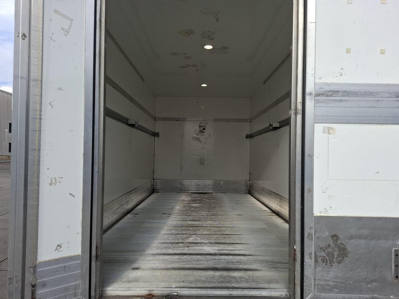 Volkswagen CRAFTER 35 2.0 TDI L4H3 BAKWAGEN MET DEUREN / EURO 6 / N.A.P / DEALER ONDERHOUDEN