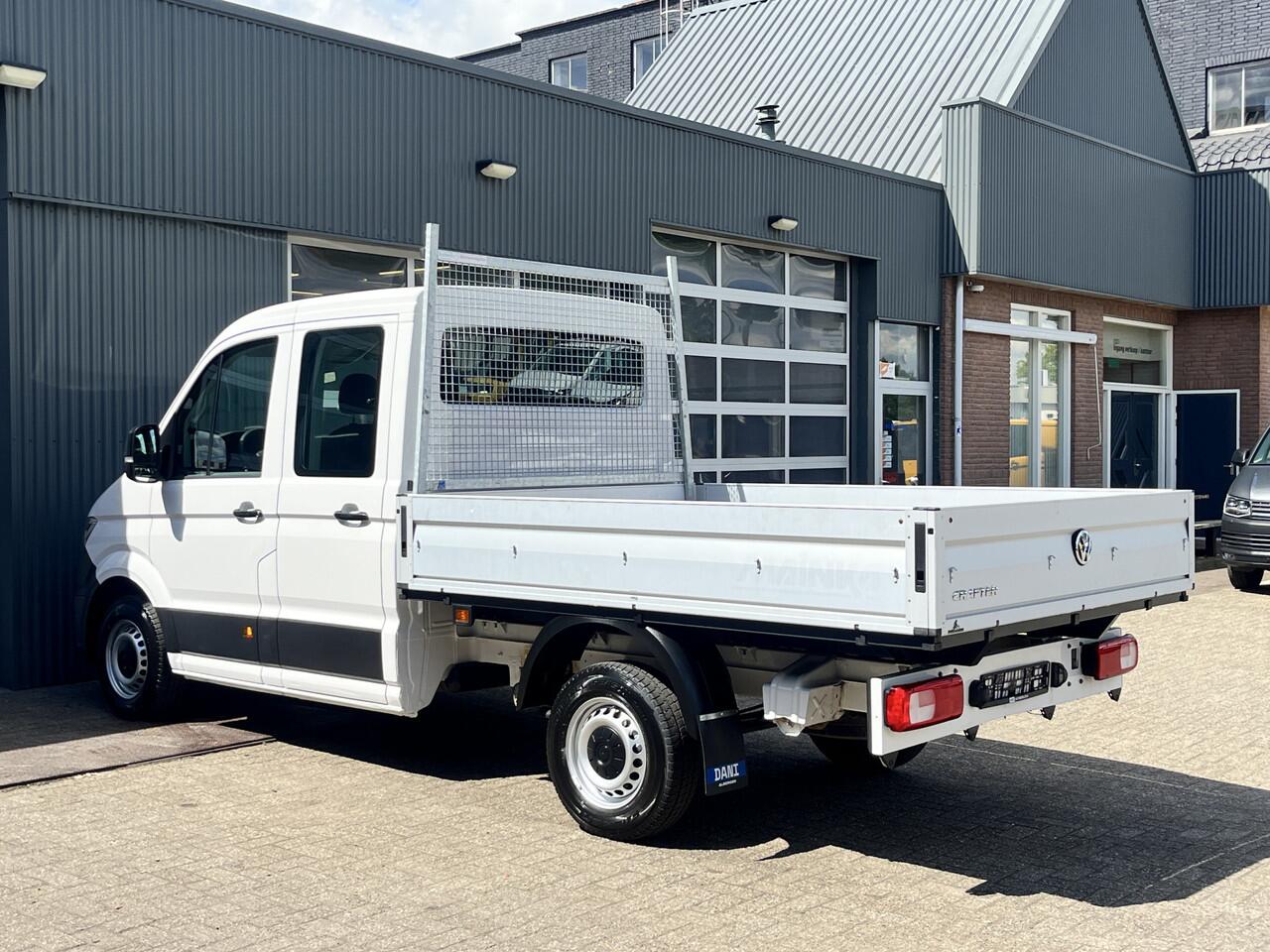 Volkswagen CRAFTER 35 2.0 TDI DC Open laadbak Airco Cruise controle Pick-up Euro 6 Parkeerhulp achter evt 3000kg trekgewicht 6 persoons p-up bakwagen open laadbak Pritsche