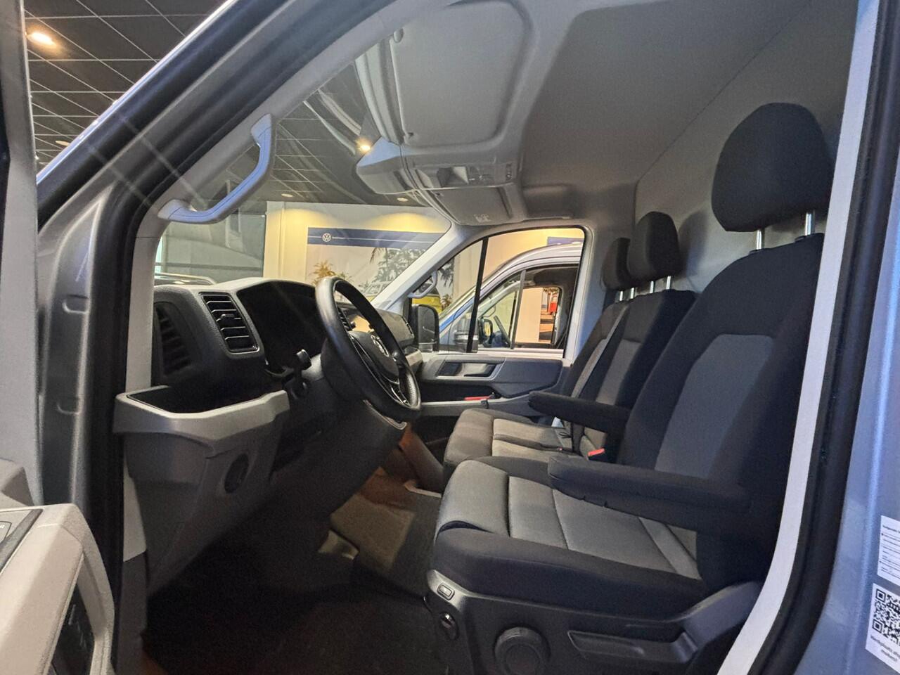 Volkswagen CRAFTER L3H3 2.0 TDI 177pk Automaat 3.0T FWD Exclusive-Edition /BPM-vrij