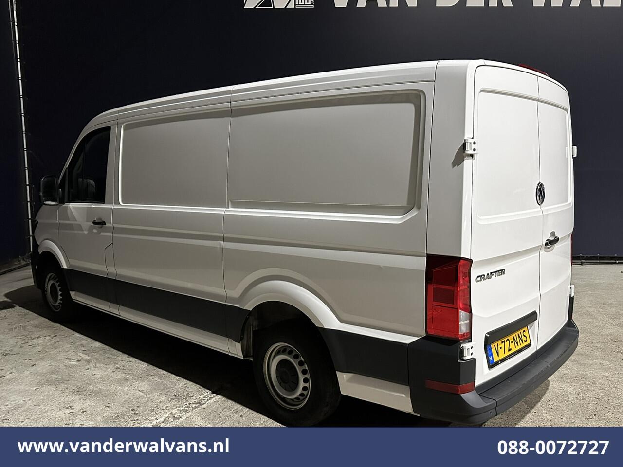 Volkswagen CRAFTER 2.0 TDI 177pk L3H2 L2H1 Euro6 Airco | Navigatie | Cruisecontrol | Parkeersensoren 3000kg trekvermogen