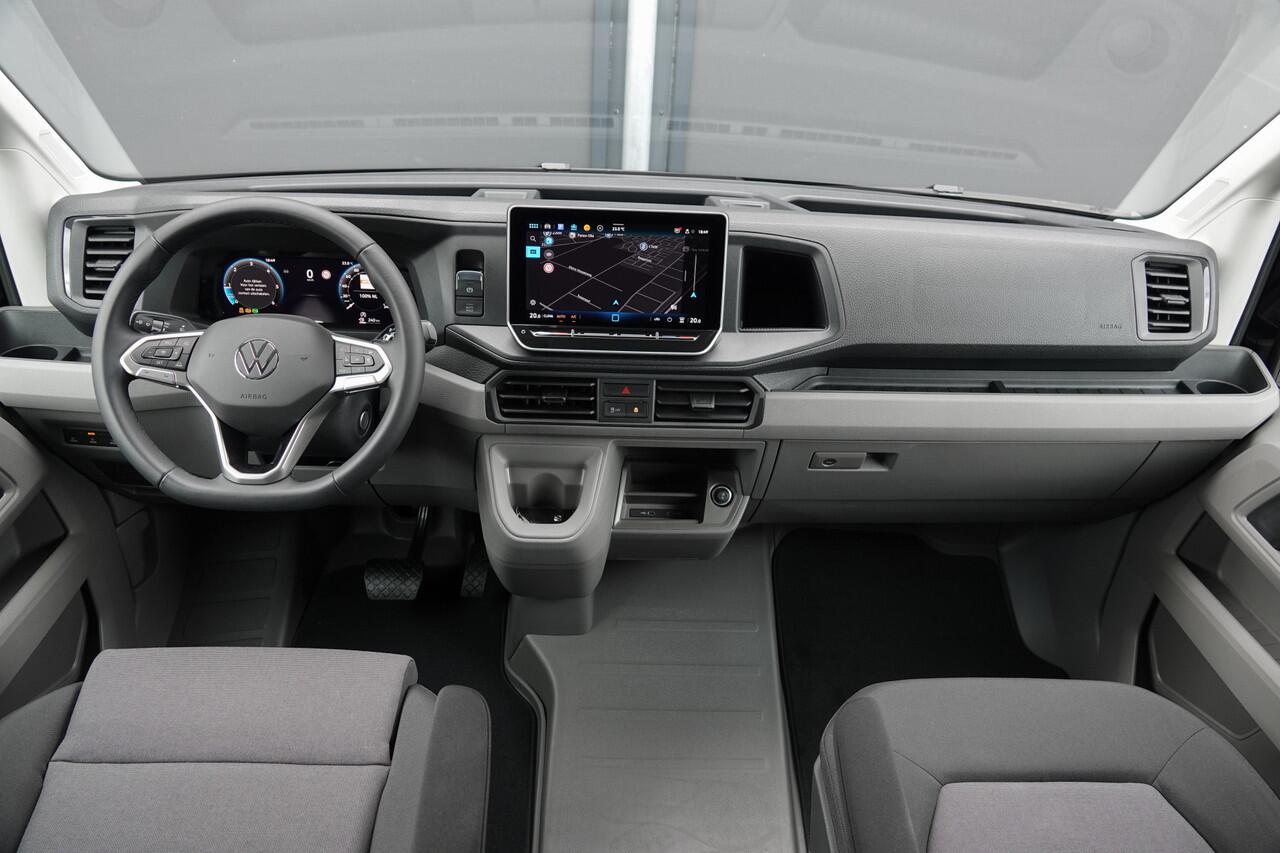 Volkswagen CRAFTER L3H2 | 177Pk Aut. | Dubbele Cabine | Nieuw Model | 10,4'' Navigatie | 19'' | Deep Black