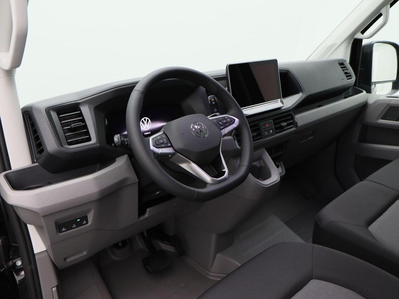 Volkswagen CRAFTER 35 2.0 TDI 140 PK L3H3 Exclusive | V-07-KRD | Automaat | Bijrijdersbank | Cruise control adaptief | Trekhaak | Navigatie-pakket | BPM Vrij!