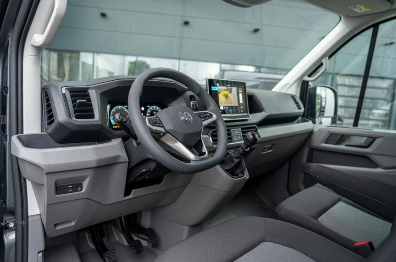 Volkswagen CRAFTER GP L3H2 2.0 TDI 140pk 3.5T Trendline /Direct leverbaar /BPM-vrij .