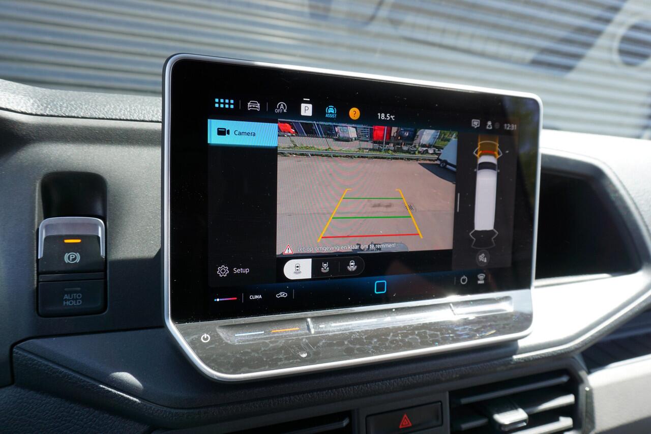 Volkswagen CRAFTER 35 140PK L3H3/L2H2 Apple Carplay Cruise Camera Trekhaak Digitaal Dashboard BPM Vrij