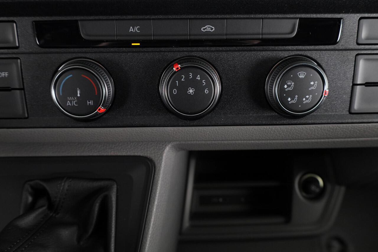 Volkswagen CRAFTER Bedrijfswagens Highline L3 (2) Bestelwagen 2.0 TDI EU6 103 kW (1 NETTO DEAL!! Automaat!