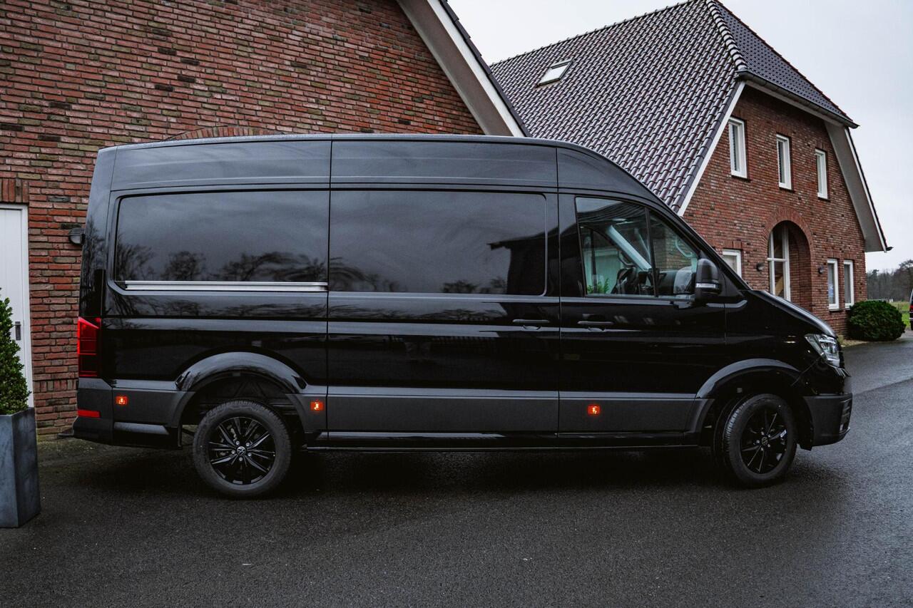 Volkswagen CRAFTER 2.0 TDI 177PK Automaat L3H3 Comfortline 2x LED | NAVI | Ergo. bestuurdersstoel | Camera | Trekhaak |