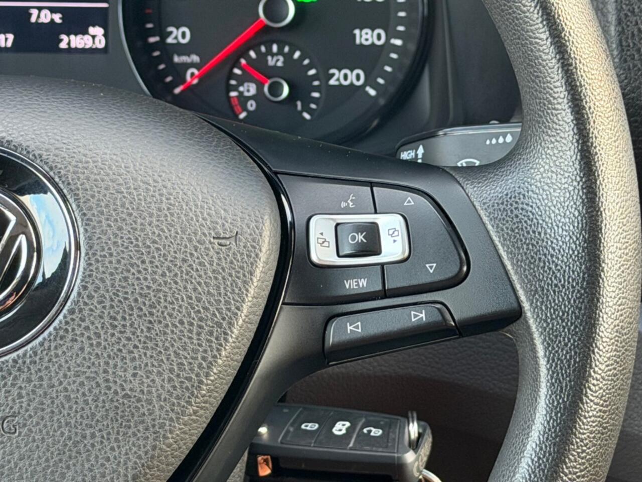 Volkswagen CRAFTER 35 2.0 TDI 177PK Automaat L3H3 7 Dubbel Cabine 6p / Leder / 3000kg trekgewicht / LED / Stoelverwarming