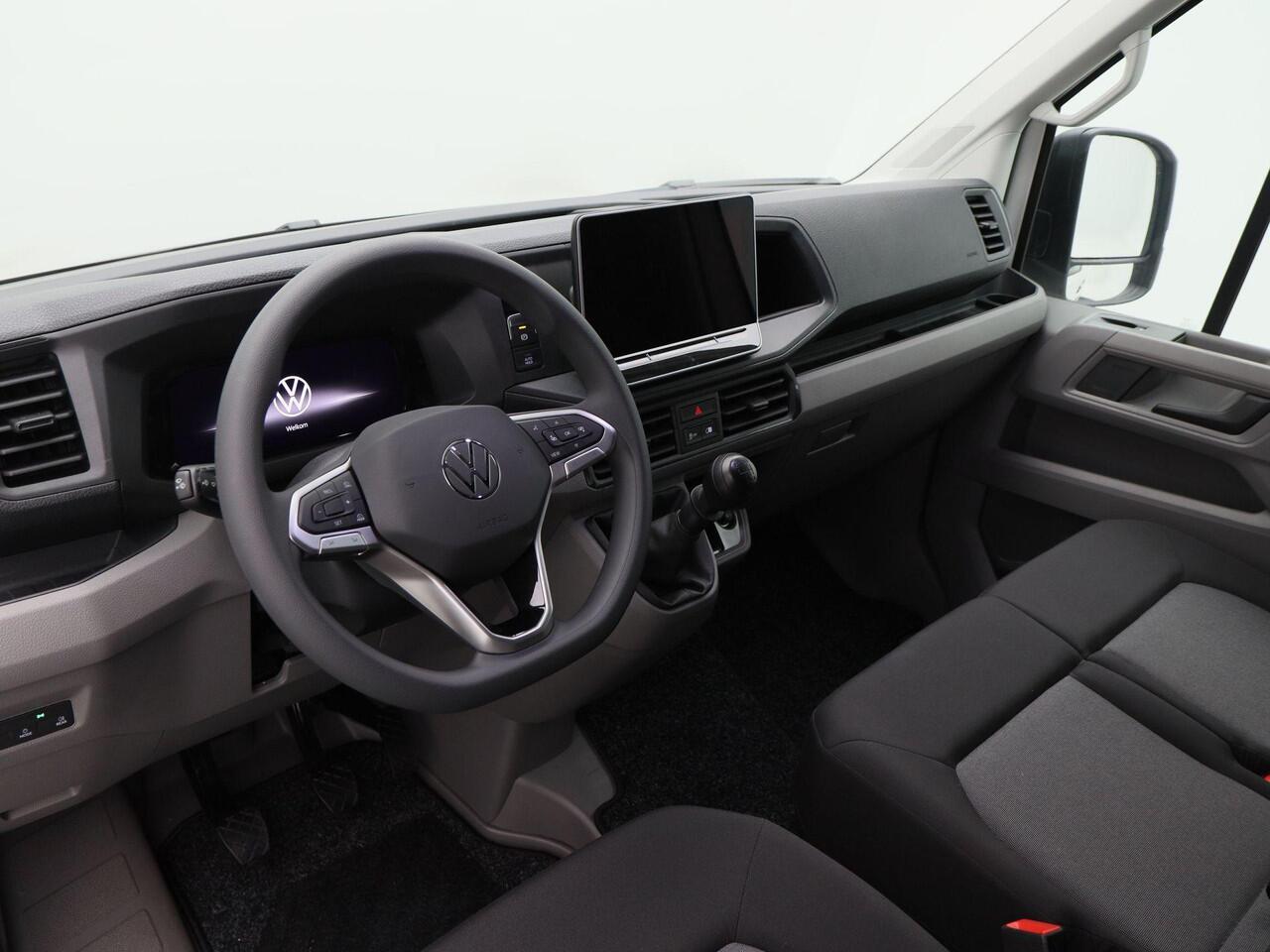 Volkswagen CRAFTER 35 2.0 TDI L3H3 Trendline | 140PK | Laadruimte Betimmering | Side Bars | Hoog dak | Trekhaak |