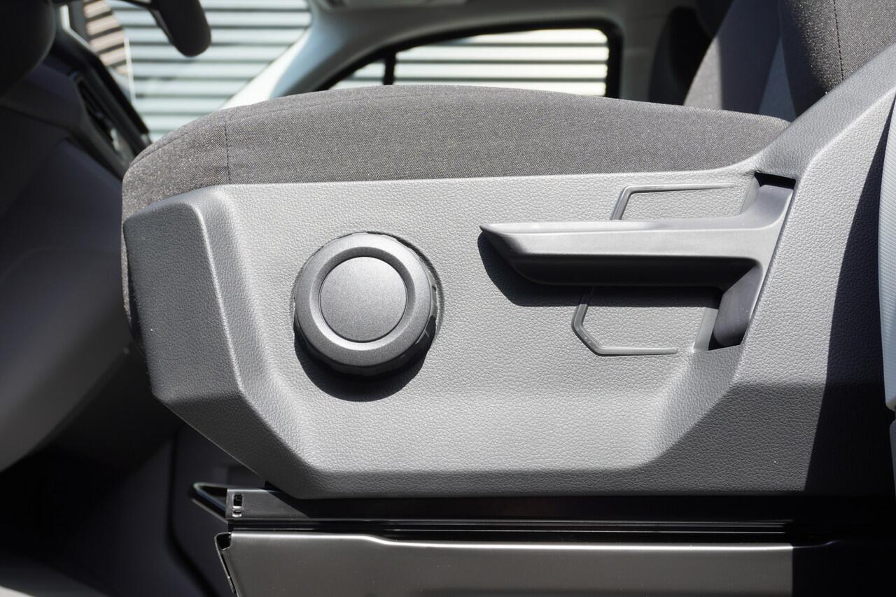 Volkswagen CRAFTER 35 2.0 TDI L3H2 177 PK Aut. Exclusive, LED koplampen, Adaptive cruise control, Alarm, Stuurverwarming