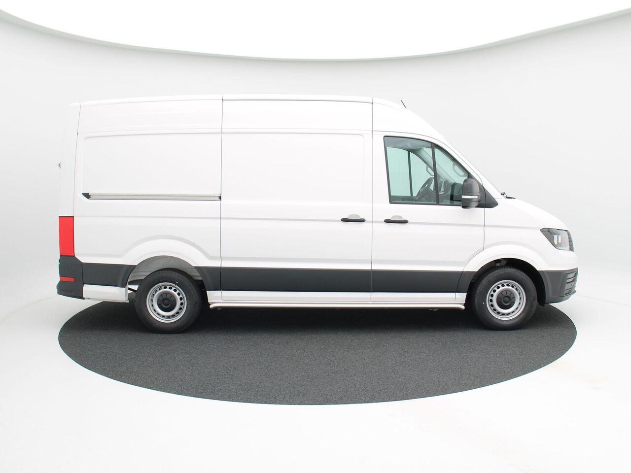 Volkswagen CRAFTER 35 2.0 TDI L3H3 Trendline | 140PK | Laadruimte Betimmering | Side Bars | Hoog dak | Trekhaak |