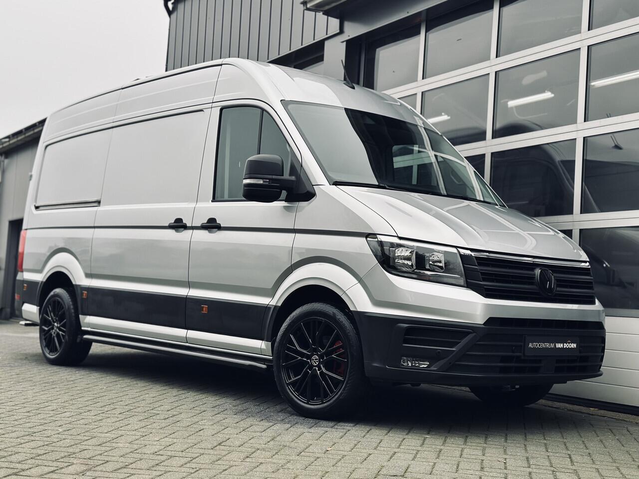Volkswagen CRAFTER 35 2.0 TDI L3H3 | Blackline | Navigatie | PDC | Trekhaak | Opstaptrede | Verwarmde voorruit | Ex btw