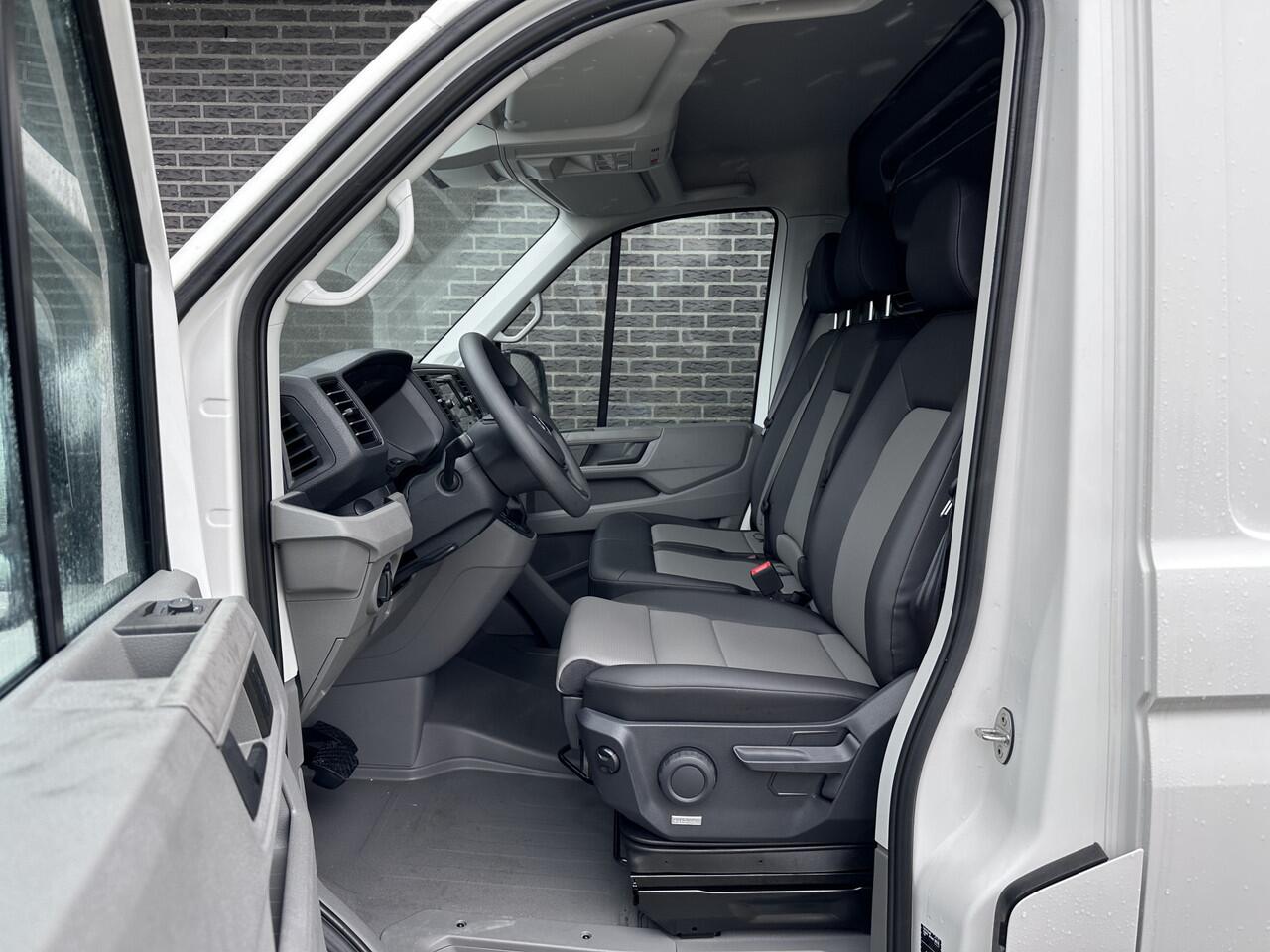 Volkswagen CRAFTER 35 2.0 TDI L3H2 Highline | Camera | Apple CarPlay / Android Auto | E-call