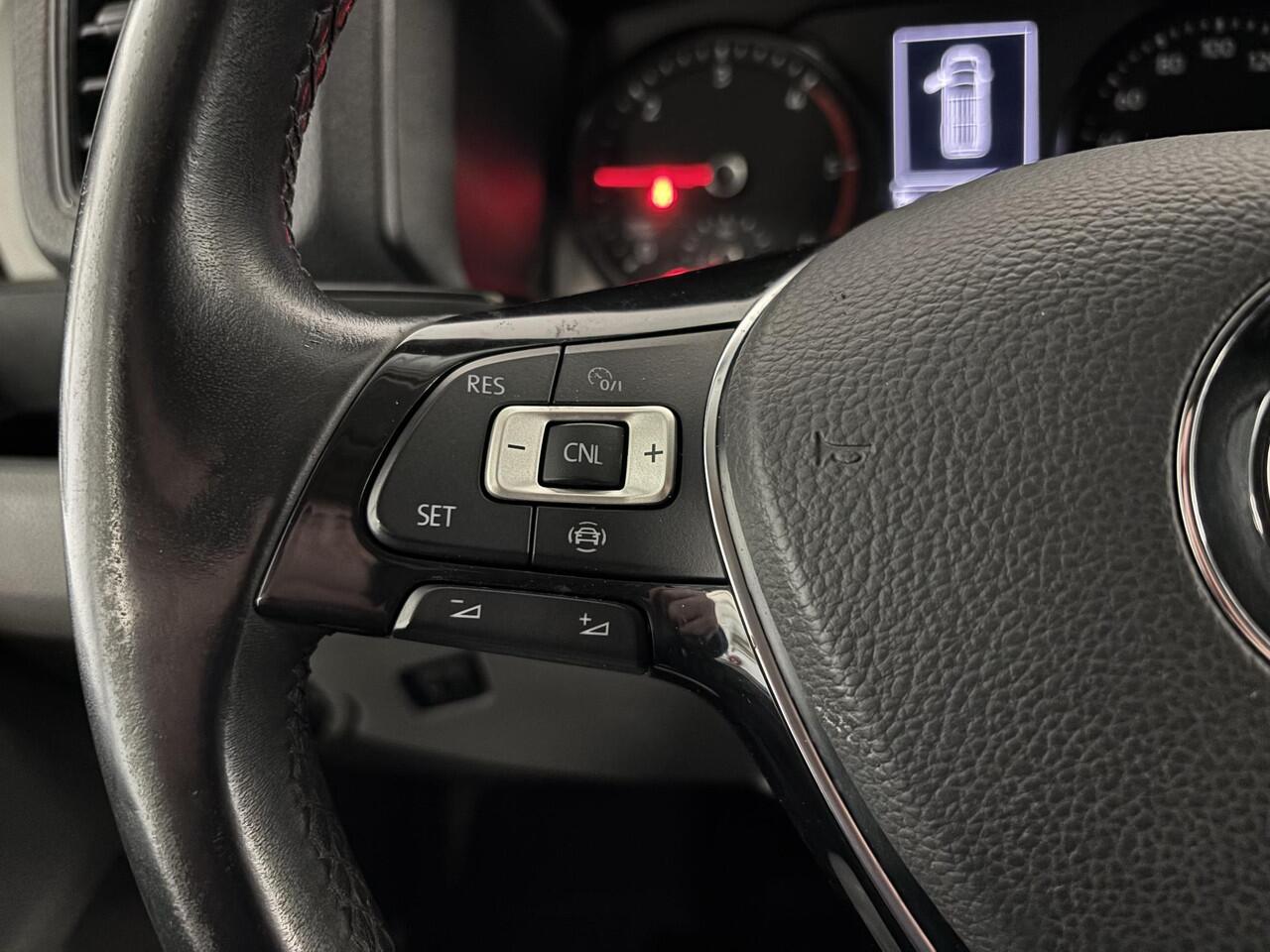 Volkswagen CRAFTER 30 2.0 TDI L3H3 Highline Airco|App Navi|Cruise Control|Camera|MF Stuurwiel