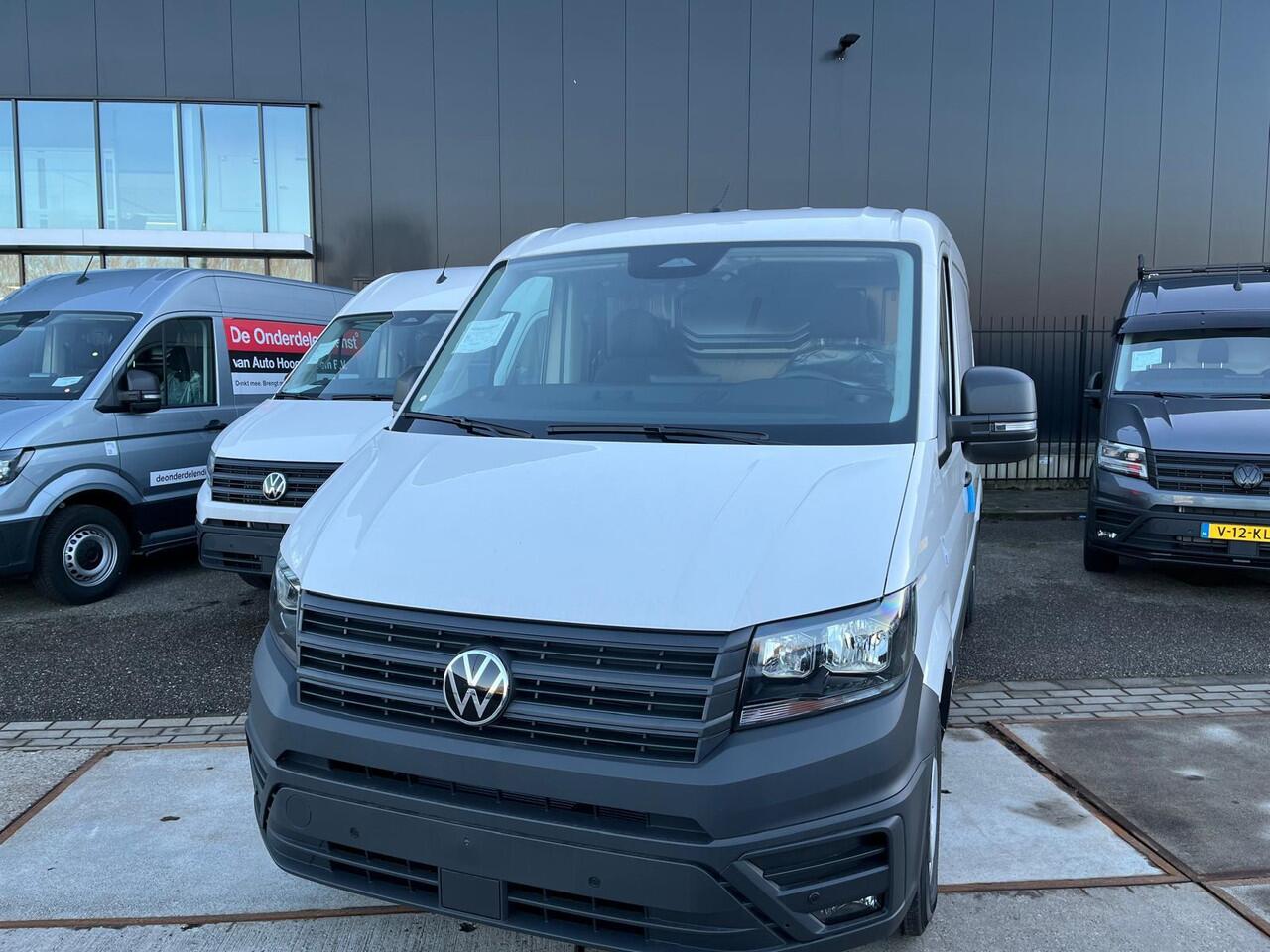 Volkswagen CRAFTER Bedrijfswagens Highline 35 2.0 TDI L3H2 140 pk 103 kW pk 6 versn | BPM vrij | Spraakbediening | Diefstalalarm | App-connect | Navigatie- en multimediapakket |