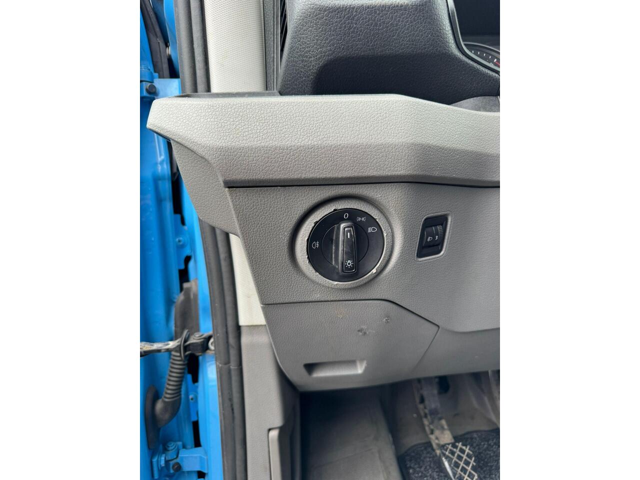 Volkswagen CRAFTER 35 2.0 TDI L4H3 BAKWAGEN MET DEUREN / EURO 6 / N.A.P / DEALER ONDERHOUDEN